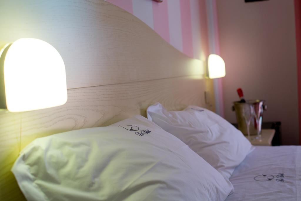 Hotel Le Soleil サン・ベネデット・デル・トロント エクステリア 写真
